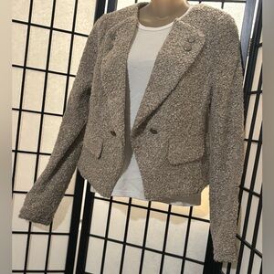 Love Couture—  Wonens Beige Blazer| Size: (LG)